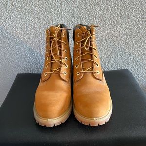 Timberland men’s “work” boots.